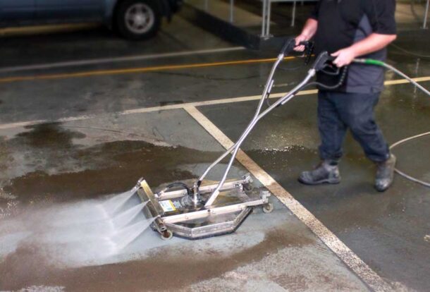 lavage à pression de stationnement